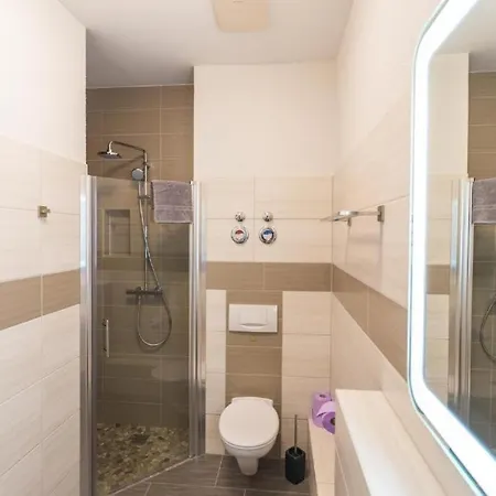 Apartment Media
