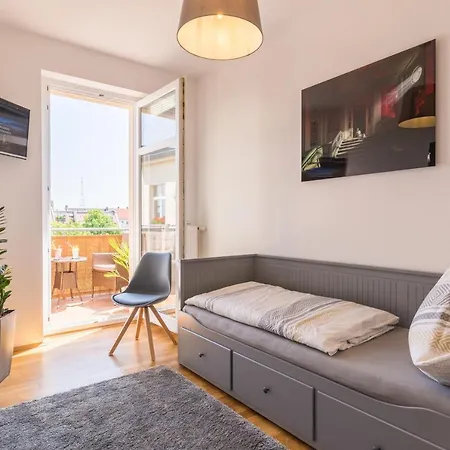 Apartment Media